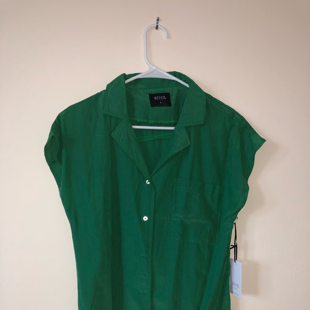 Green short sleeve blouse top